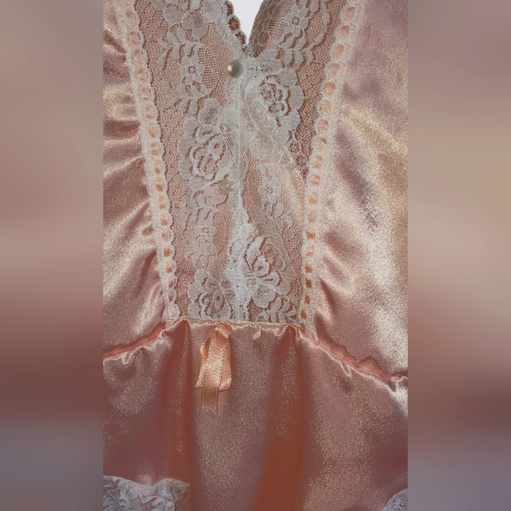 Vintage Teddy Intimates - Picture 3 of 16
